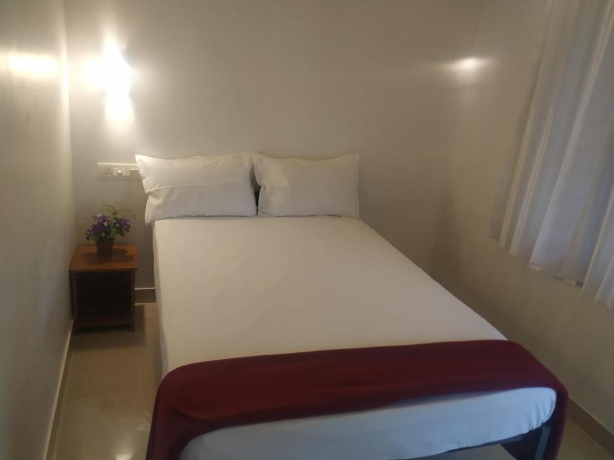 Vintage Inn Homestay Cherai Beach Bagian luar foto